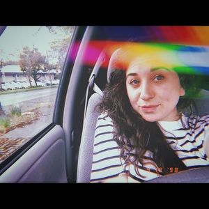 Meet your Posher, Ariel